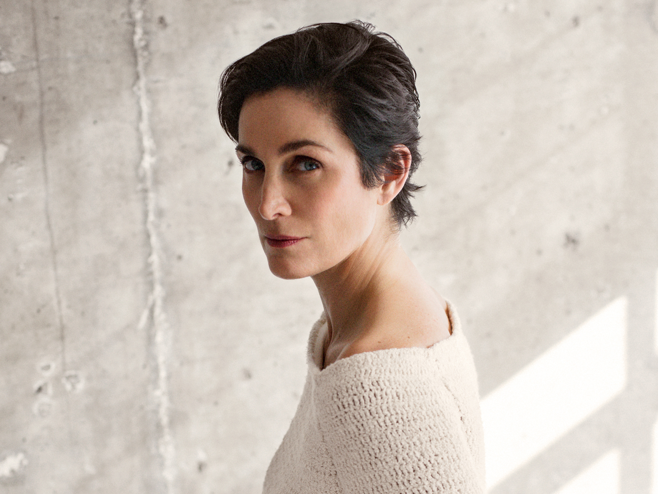 Carrie Anne Moss